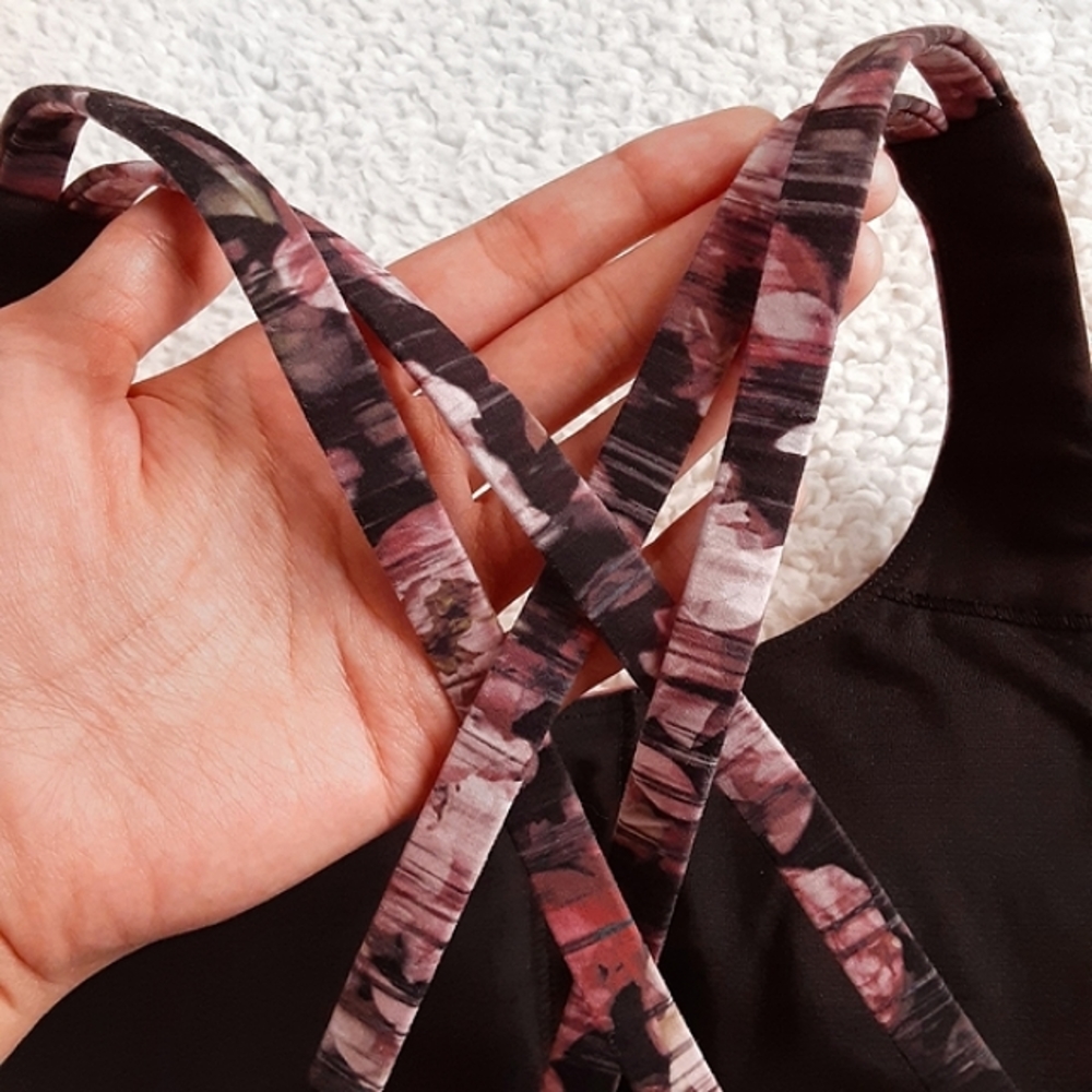 LULULEMON ATHLETICA Nulux Energy Peony Print Strappy Sports Bra Size 4 / XSmall - Picture 6 of 11